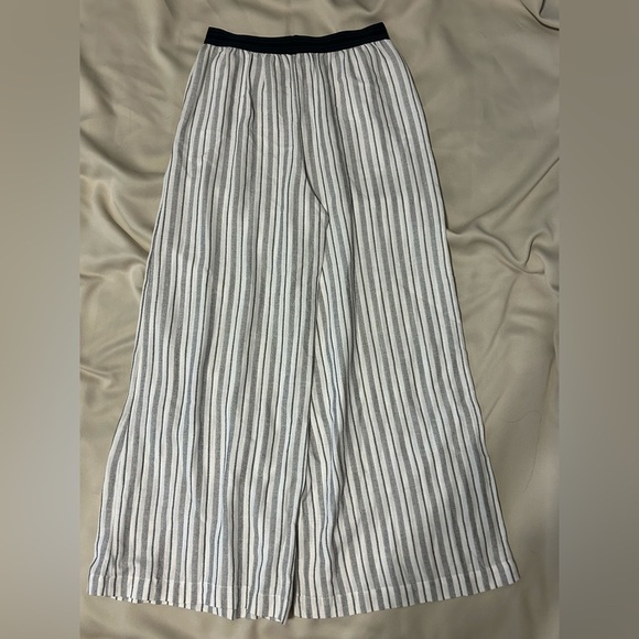 Free People White and Grey Striped Wide Leg Flowy Pants with Waistband - S - Picture 4 of 7